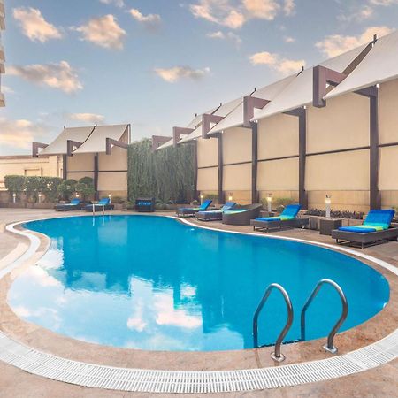 Radisson Gurugram Sohna Road City Center Gurgaon Buitenkant foto