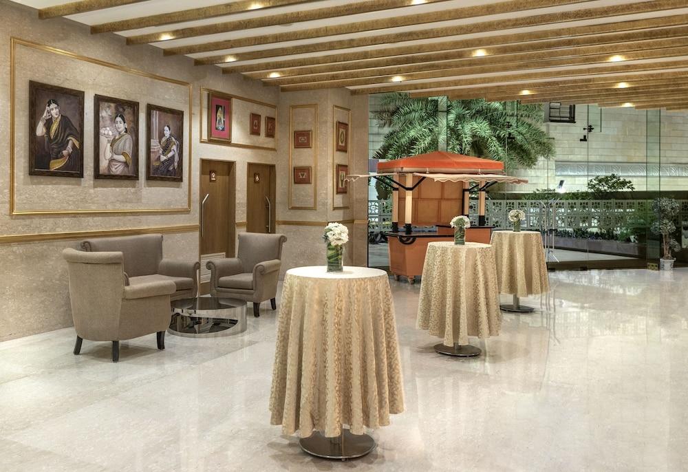 Radisson Gurugram Sohna Road City Center Gurgaon Buitenkant foto