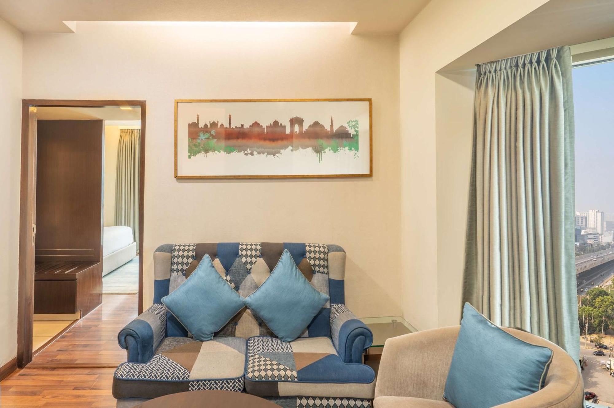 Radisson Gurugram Sohna Road City Center Gurgaon Buitenkant foto