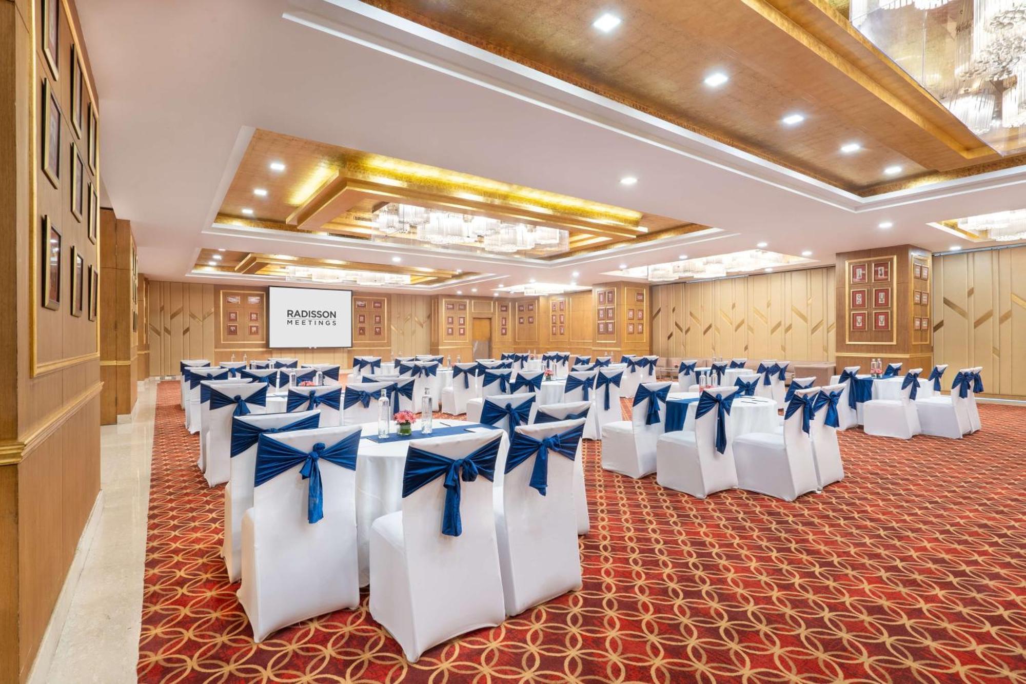 Radisson Gurugram Sohna Road City Center Gurgaon Buitenkant foto