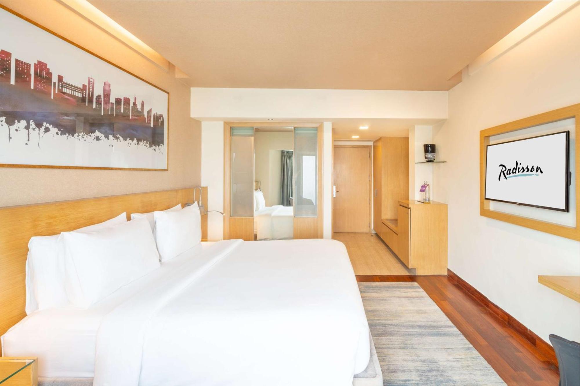 Radisson Gurugram Sohna Road City Center Gurgaon Buitenkant foto