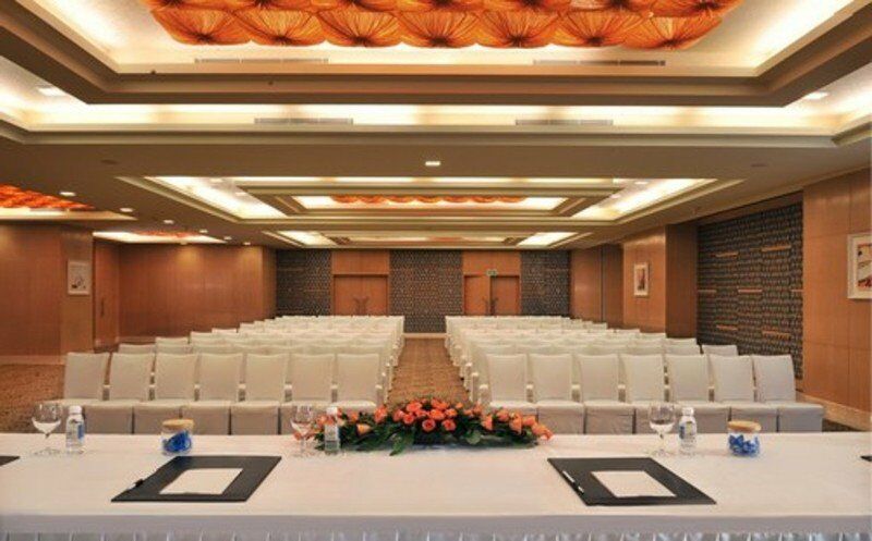 Radisson Gurugram Sohna Road City Center Gurgaon Buitenkant foto