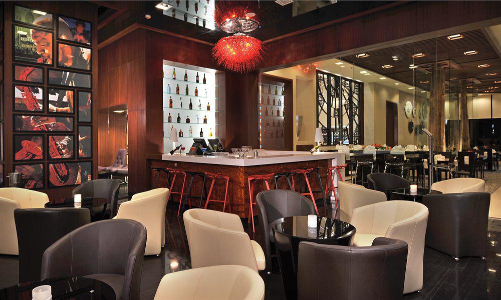 Radisson Gurugram Sohna Road City Center Gurgaon Restaurant foto